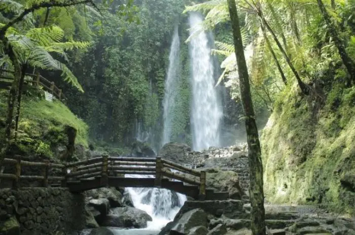 Jumog Waterfall, the charm of a beautiful and enchanting waterfall in Karanganyar