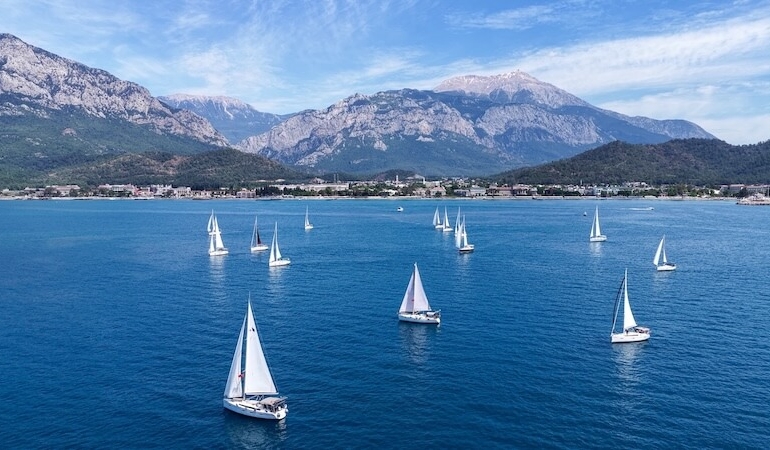 Antalya’nın Mavi Sularında Dev Organizasyon